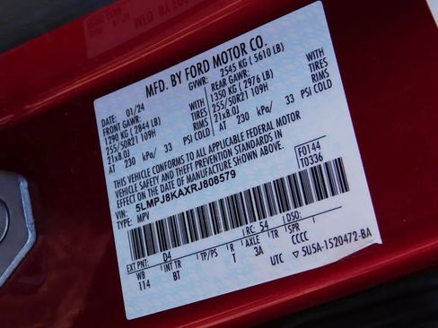 Used 2024 Lincoln Nautilus Reserve image 26