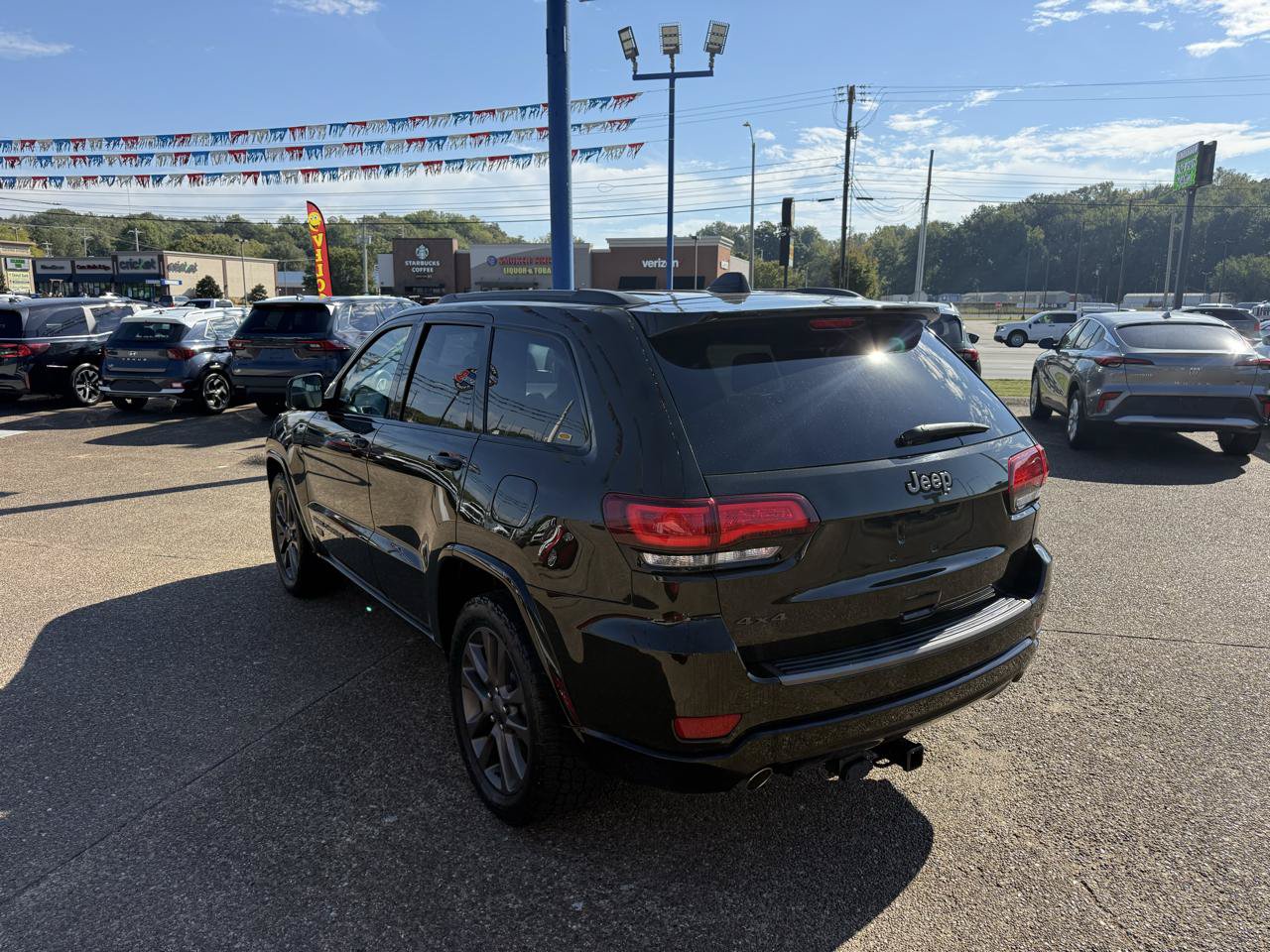 Used 2017 Jeep Grand Cherokee Limited 75th Anniversary AWD/4WD image 4