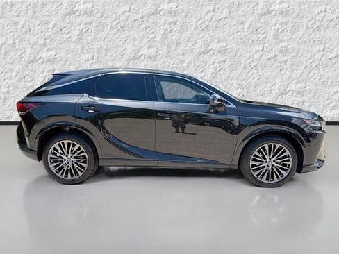 Used 2024 Lexus RX 350 FWD w/ Convenience Package image 2