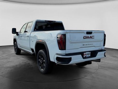 New 2026 GMC Sierra 2500 AT4 w/ AT4 Premium Plus Package AWD/4WD image 6