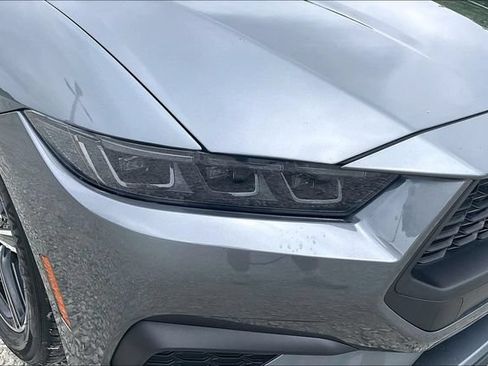 Used 2025 Ford Mustang Premium RWD image 25