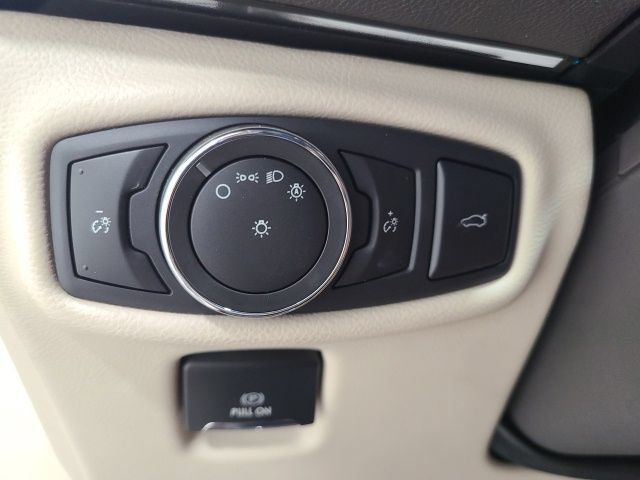 Used 2017 Lincoln MKZ Select w/ Technology Package FWD image 35