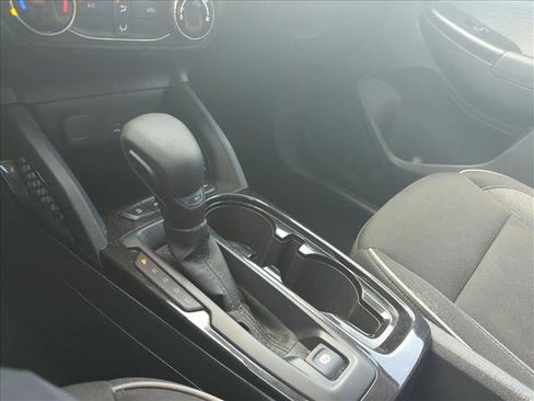 Used 2025 Chevrolet TrailBlazer LT AWD/4WD image 9