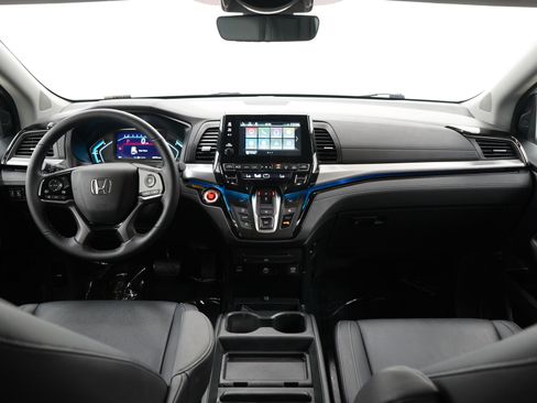 Used 2023 Honda Odyssey Touring image 14