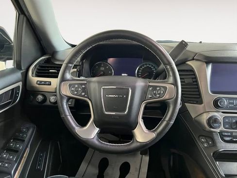 Used 2018 GMC Yukon Denali w/ Open Road Package image 10