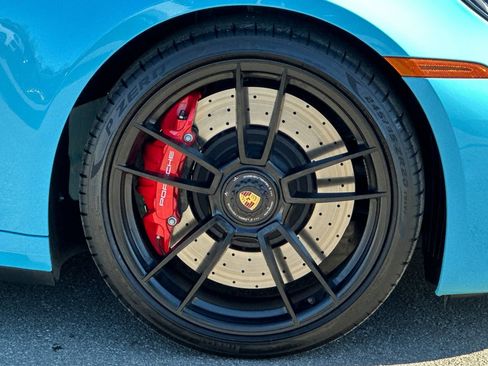 Certified 2024 Porsche 911 Carrera GTS RWD image 41