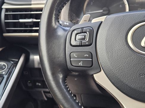 Used 2018 Lexus IS 300 w/ Comfort Package RWD image 27