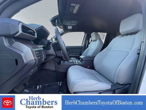 Used 2024 Toyota Tacoma SR5 AWD/4WD image 6