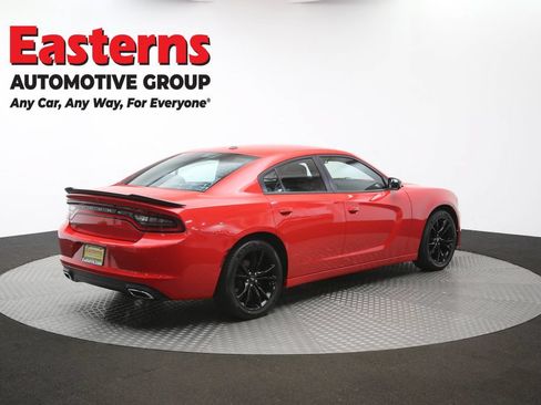 Used 2018 Dodge Charger SXT w/ Blacktop Package RWD image 40