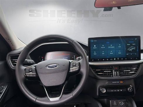 Certified 2025 Ford Escape Active w/ Tech Pack #1 AWD/4WD image 3
