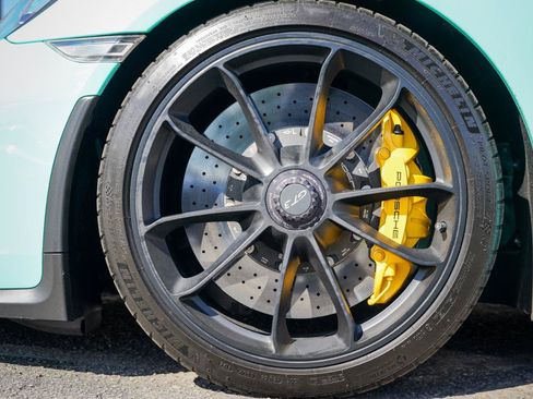 Used 2018 Porsche 911 GT3 RWD image 7