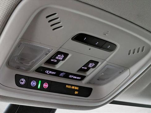 Used 2019 Chevrolet Traverse Premier w/ Redline Edition image 11