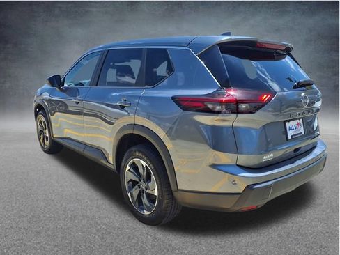 Used 2025 Nissan Rogue SV FWD image 6