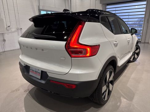 Used 2024 Volvo XC40 Recharge Plus w/ Protection Package Premier image 4