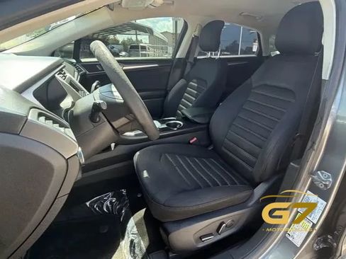 Used 2013 Ford Fusion SE FWD image 11