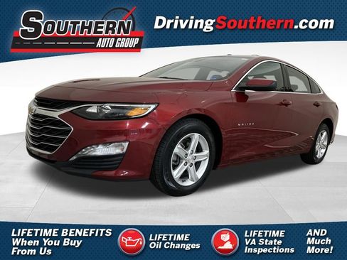 Used 2024 Chevrolet Malibu LT image 1