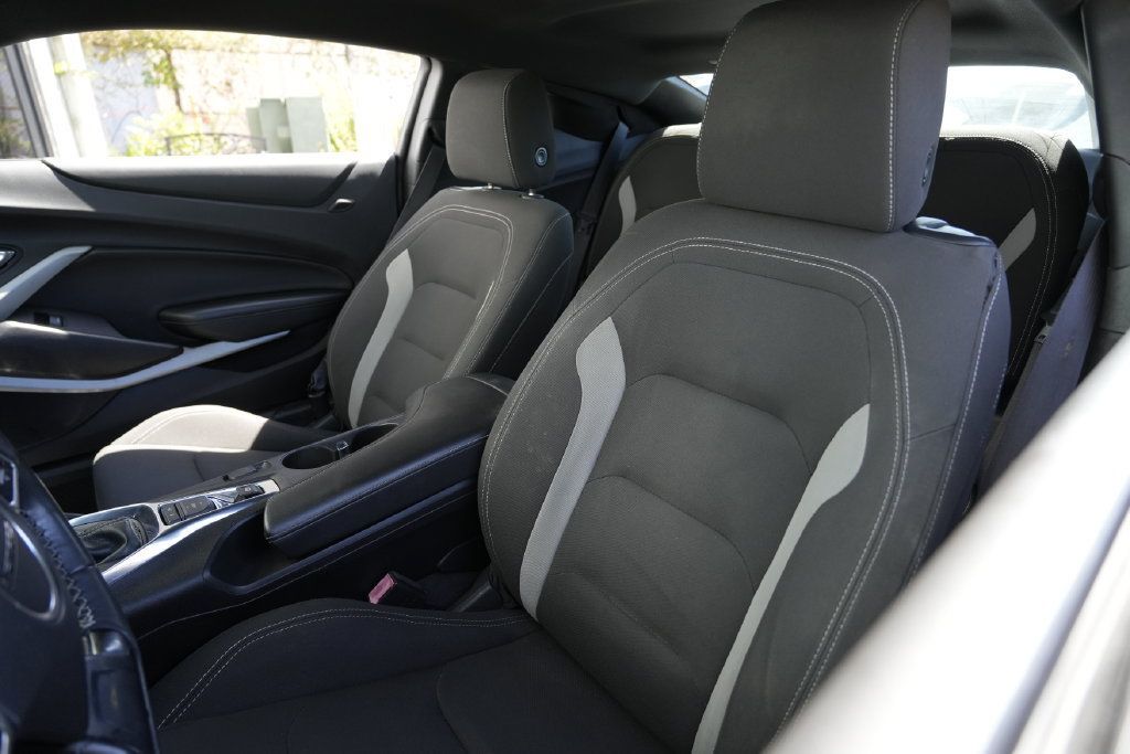 Used 2020 Chevrolet Camaro LT w/ RS Package RWD image 22
