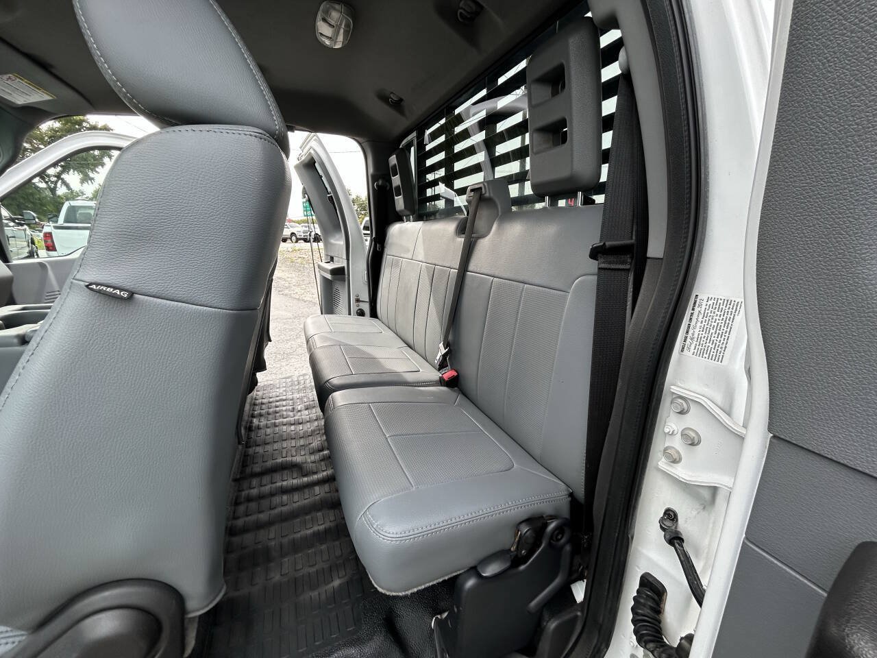 Used 2012 Ford F550 4x4 SuperCab Super Duty w/ XL Value Pkg image 20