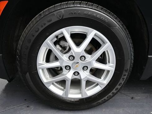 Used 2024 Chevrolet Equinox LS AWD/4WD image 22