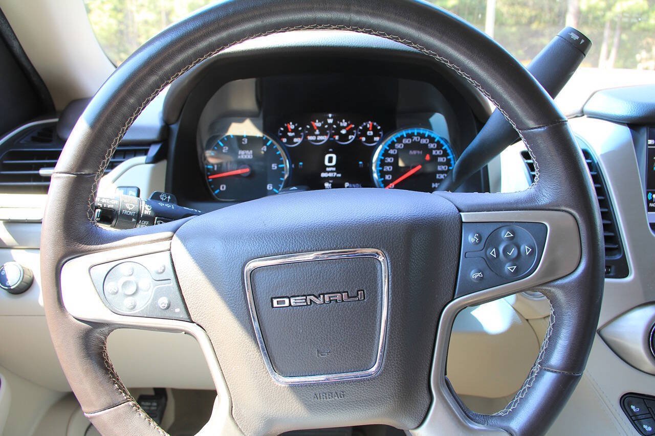 Used 2019 GMC Yukon Denali w/ Denali Ultimate Package RWD image 29
