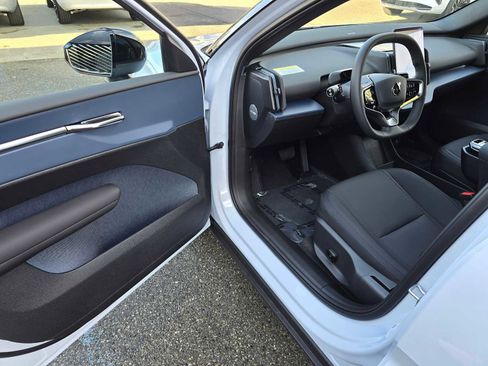 New 2026 Volvo EX30 Plus image 19