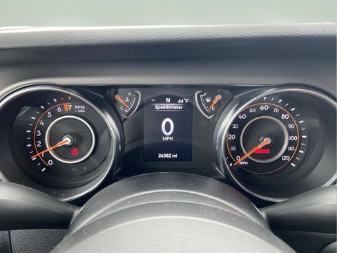 Used 2022 Jeep Gladiator Sport AWD/4WD image 17