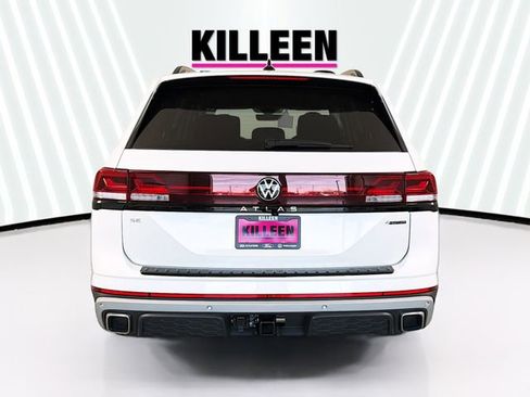 New 2026 Volkswagen Atlas Peak Edition AWD/4WD image 6
