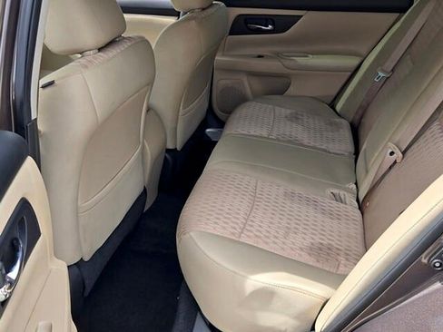 Used 2017 Nissan Altima 2.5 S w/ Power Driver Seat Package FWD image 11