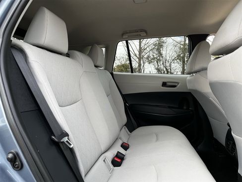 Used 2023 Toyota Corolla Cross LE image 26