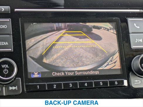 Certified 2017 Honda CR-V LX image 18