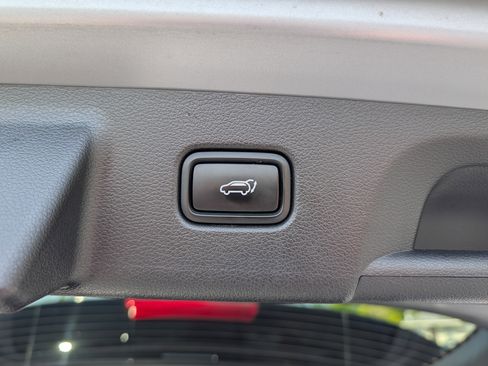 Used 2020 Hyundai Palisade Limited image 19