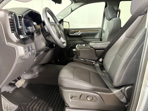 Used 2023 Chevrolet Silverado 1500 LT image 22