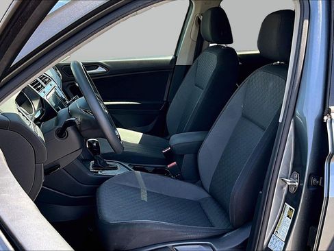 Used 2019 Volkswagen Tiguan S FWD image 24