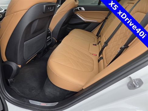 Used 2023 BMW X5 xDrive40i w/ Premium Package image 31