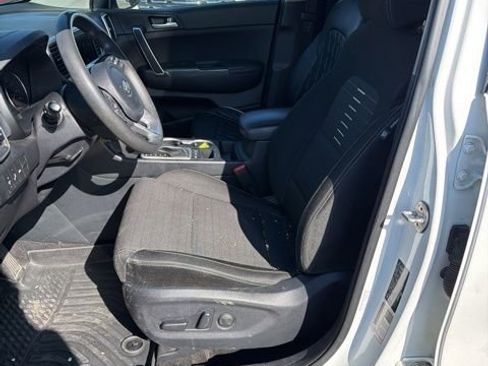 Used 2020 Kia Sportage LX w/ LX Popular Package image 5