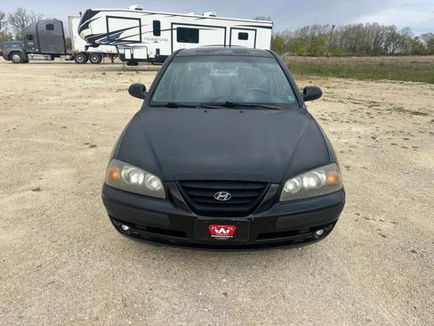 Used 2005 Hyundai Elantra GLS FWD image 3