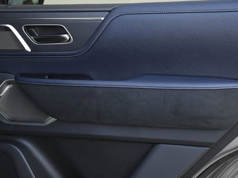 New 2026 INFINITI QX80 4WD w/ Sport Exterior Package image 33