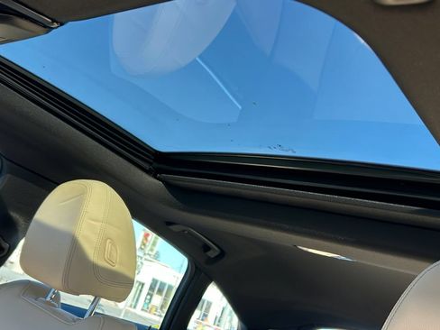 Used 2024 BMW i4 eDrive35 w/ Premium Package RWD image 16