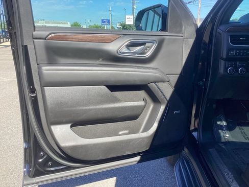 Used 2024 Chevrolet Tahoe High Country w/ Advanced Technology Package AWD/4WD image 14