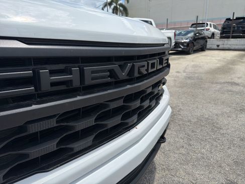 Used 2024 Chevrolet Silverado 1500 Custom RWD image 5