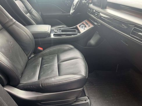 Used 2023 Lincoln Aviator Reserve w/ Equipment Group 201A AWD/4WD image 23