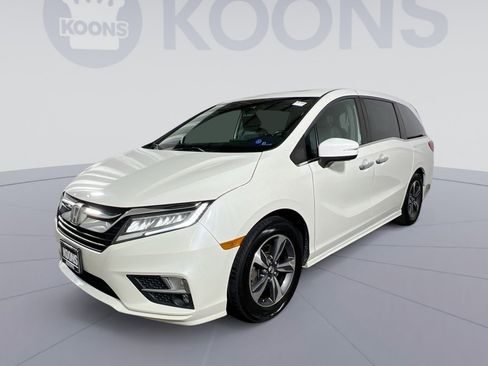 Used 2018 Honda Odyssey Touring image 1