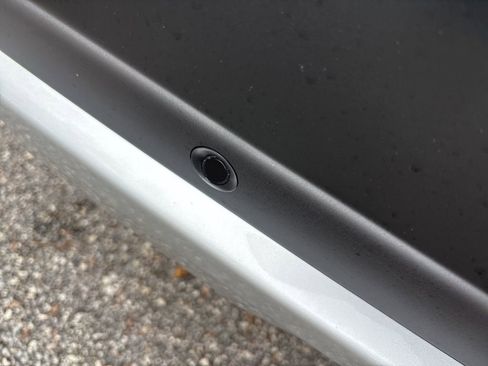 Used 2025 Subaru Outback Limited image 27