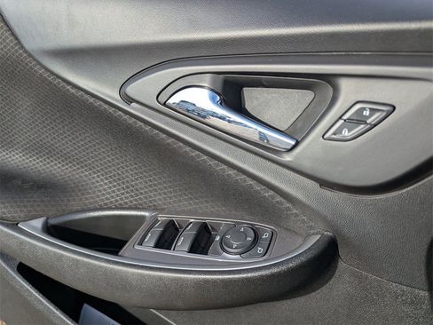Used 2023 Chevrolet Malibu LT image 17