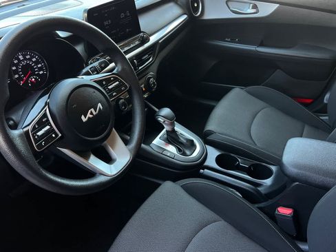 Used 2023 Kia Forte LXS FWD image 12