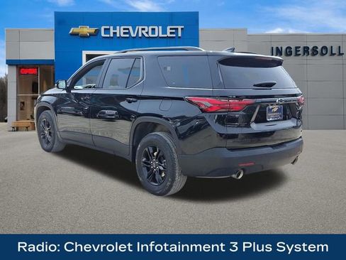 Used 2023 Chevrolet Traverse LT w/ Midnight/Sport Edition image 4