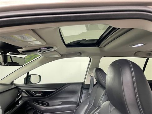 Used 2023 Subaru Outback Limited image 17
