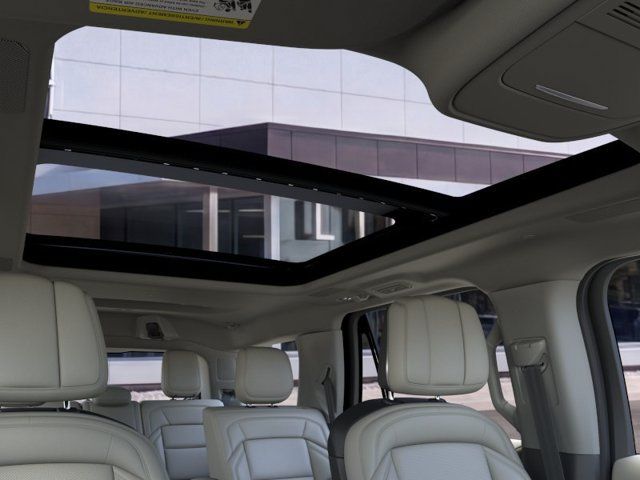New 2026 Lincoln Navigator Reserve w/ Jet Appearance Package AWD/4WD image 22