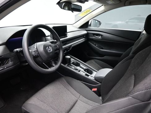 Used 2024 Honda Accord LX image 10