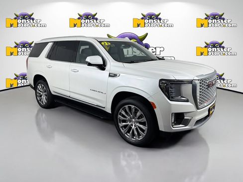 Used 2022 GMC Yukon Denali AWD/4WD image 3